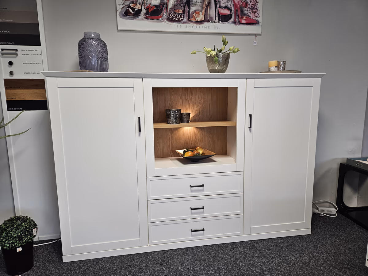 Highboard Global Caseda