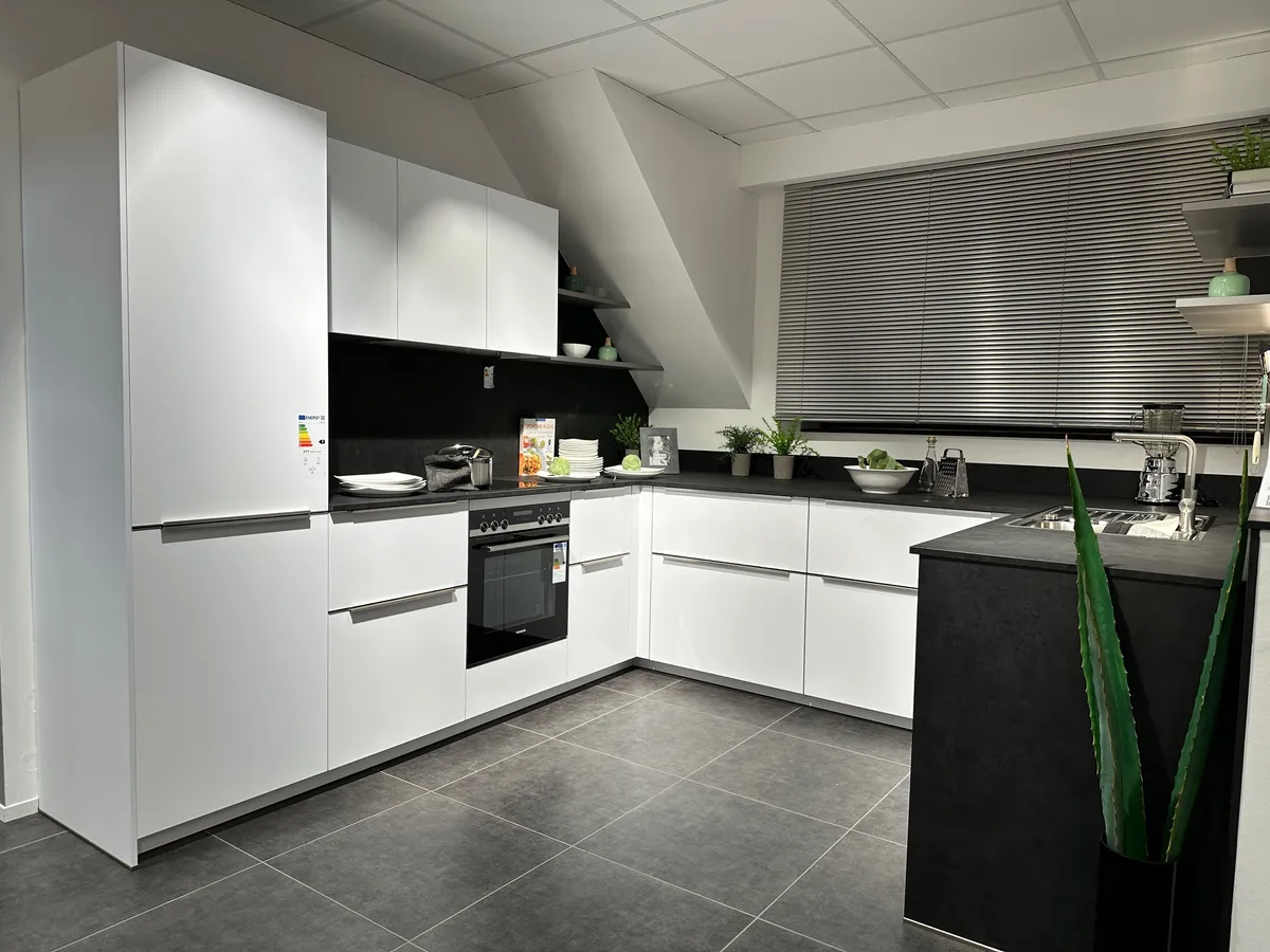 Einbauküche XL31021 von Ballerina 