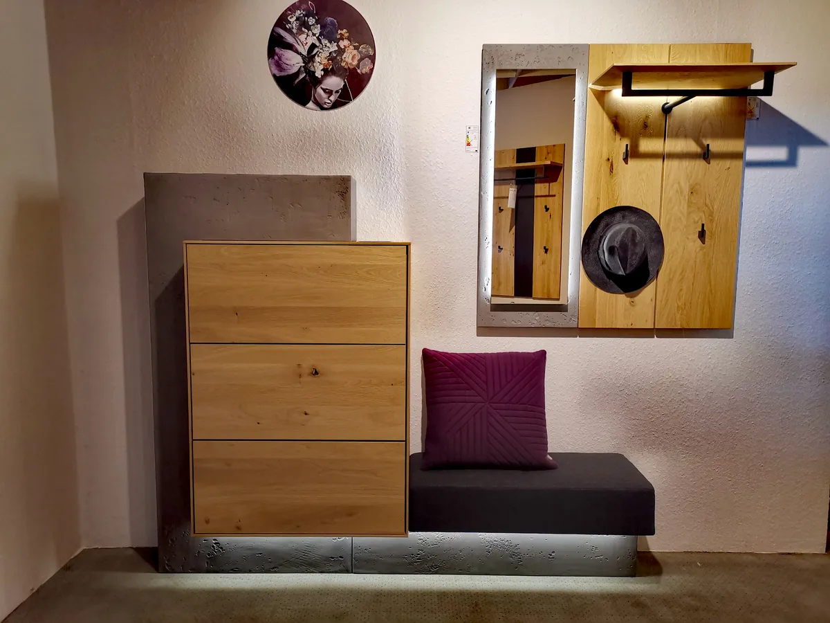 Garderobe Brik