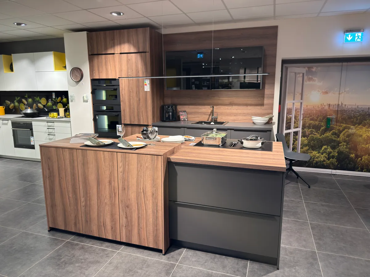 Einbauküche SGM Smartglas von Contur 