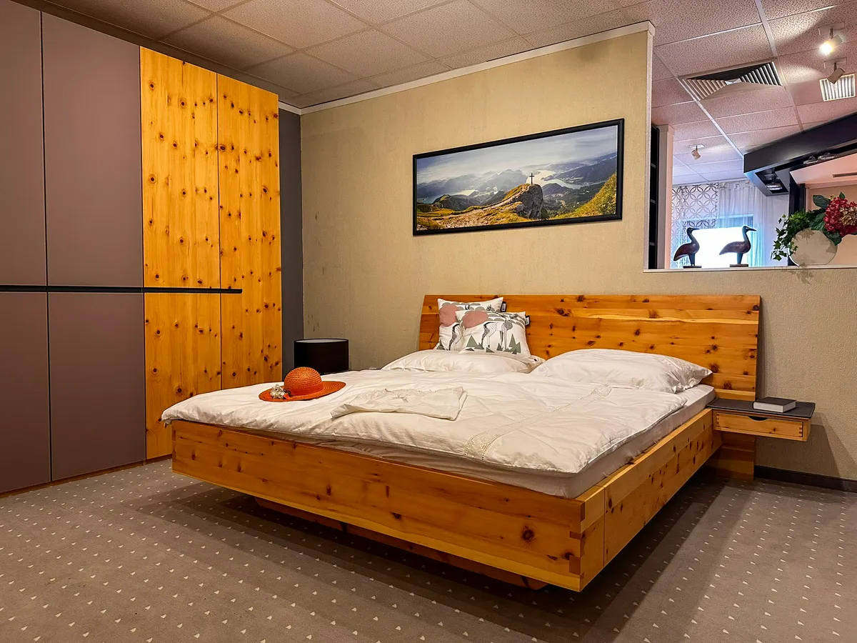 Schlafzimmer Zirbe