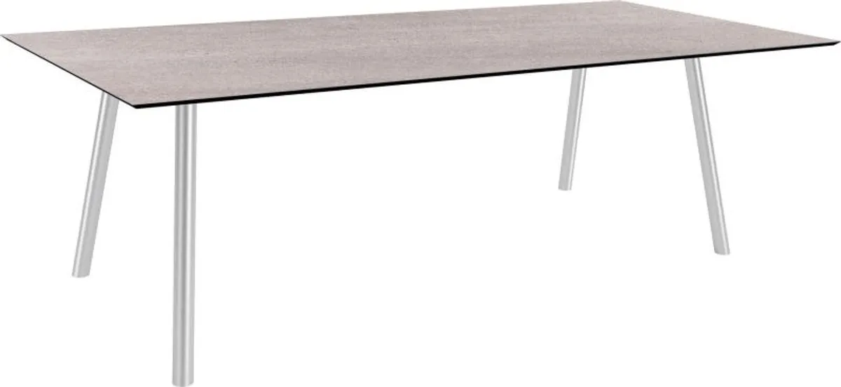 INTERNO Tisch 