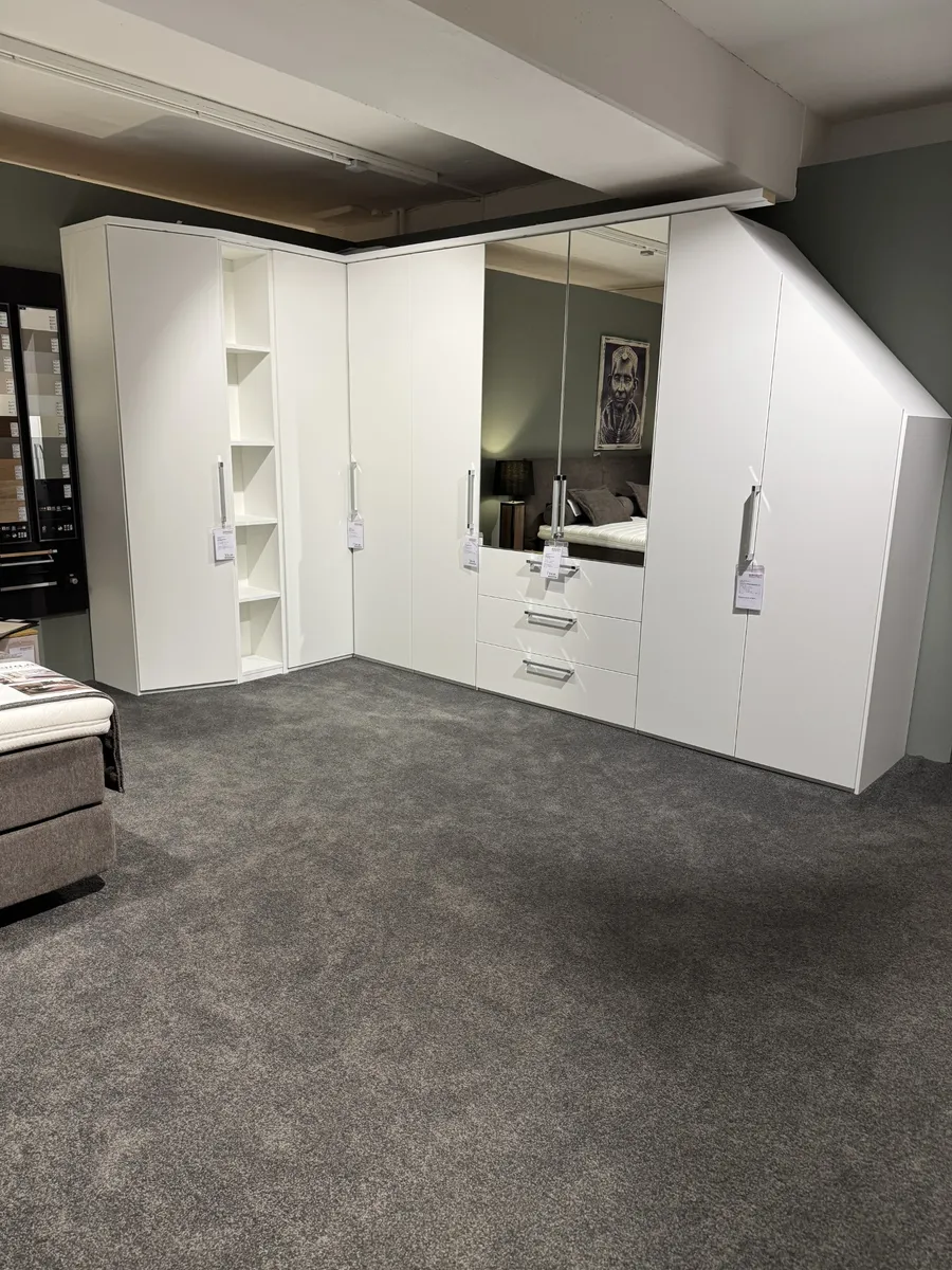 Kleiderschrank inkl. Zubehör Maßschrank-Style 
