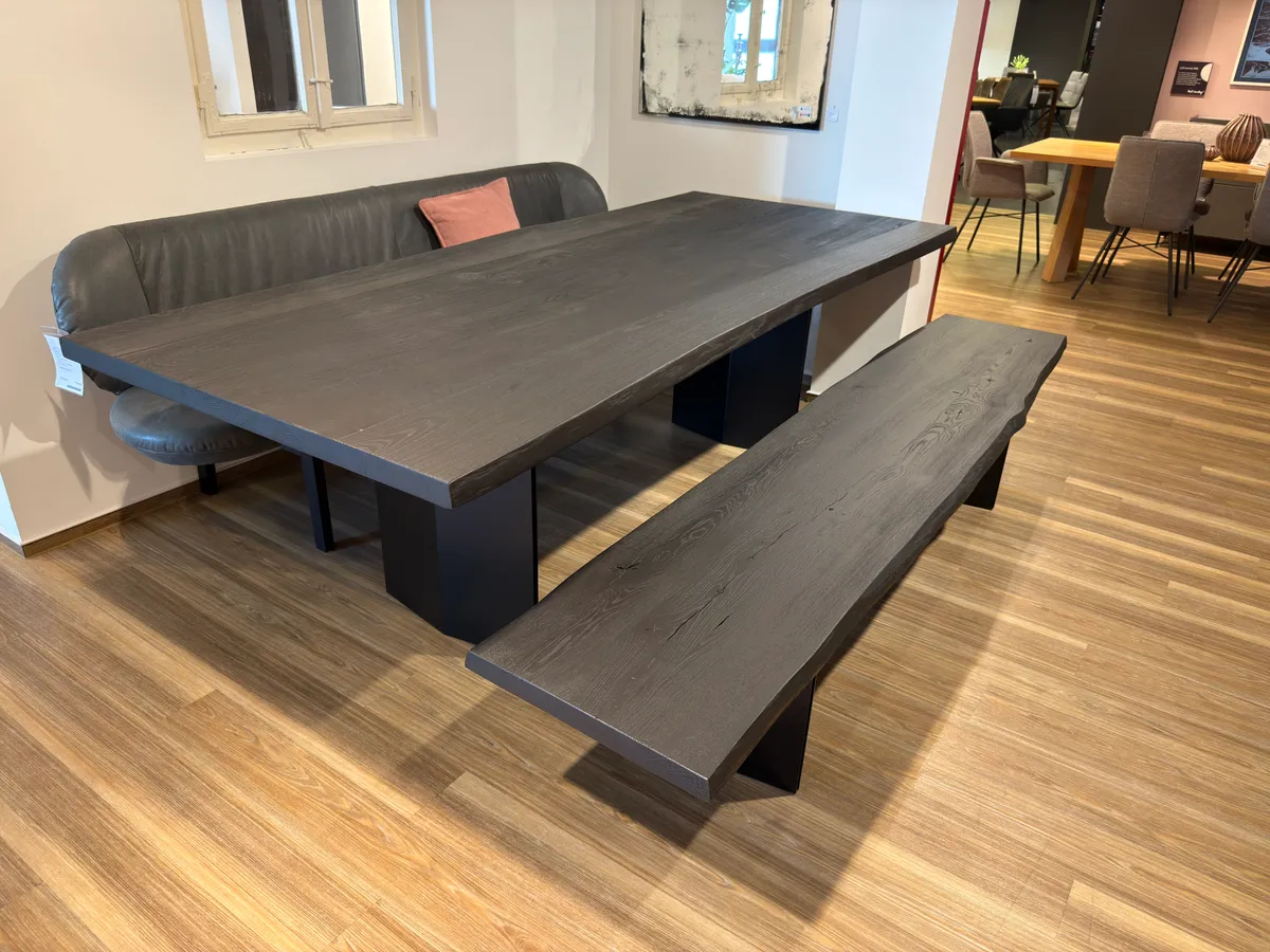 Esstisch & Bank Mammut von Form Exclusiv