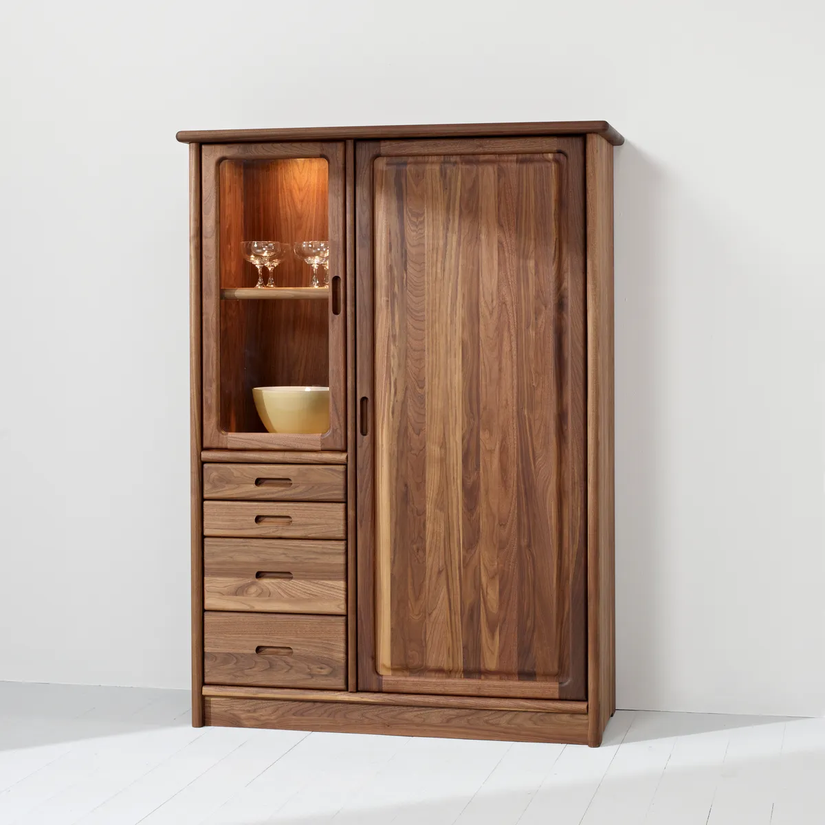 Highboard "1141M" von Dyrlund