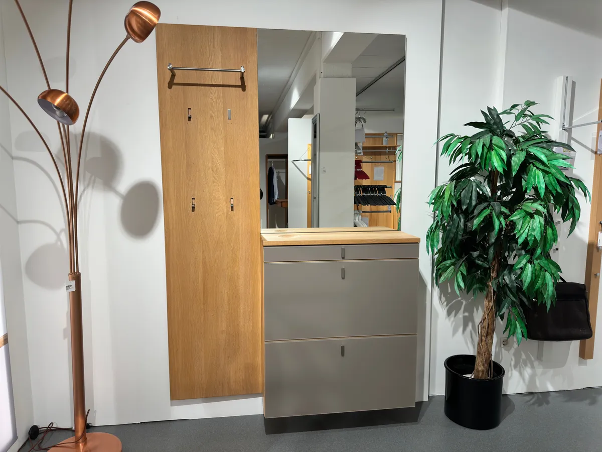 Garderobe Cubus von Team7