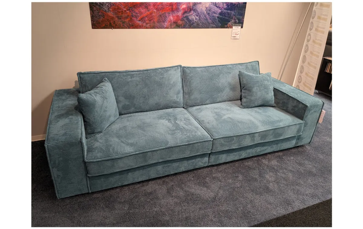 Sofa-4-Sitzer
