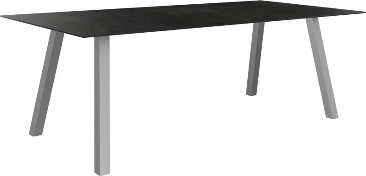 INTERNO Tisch 
