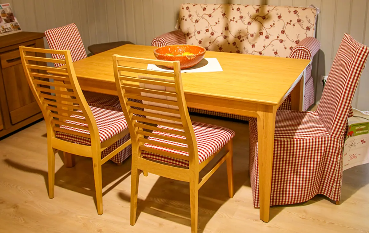 Bank St. Moritz + 4 Stühle