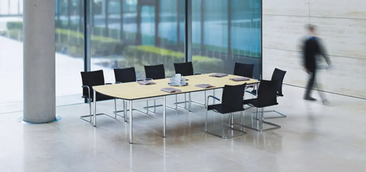 Besprechungstisch "Let's talk F45" von Vario