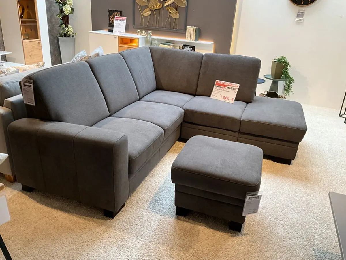 Ausstellungs-Garnitur Lina