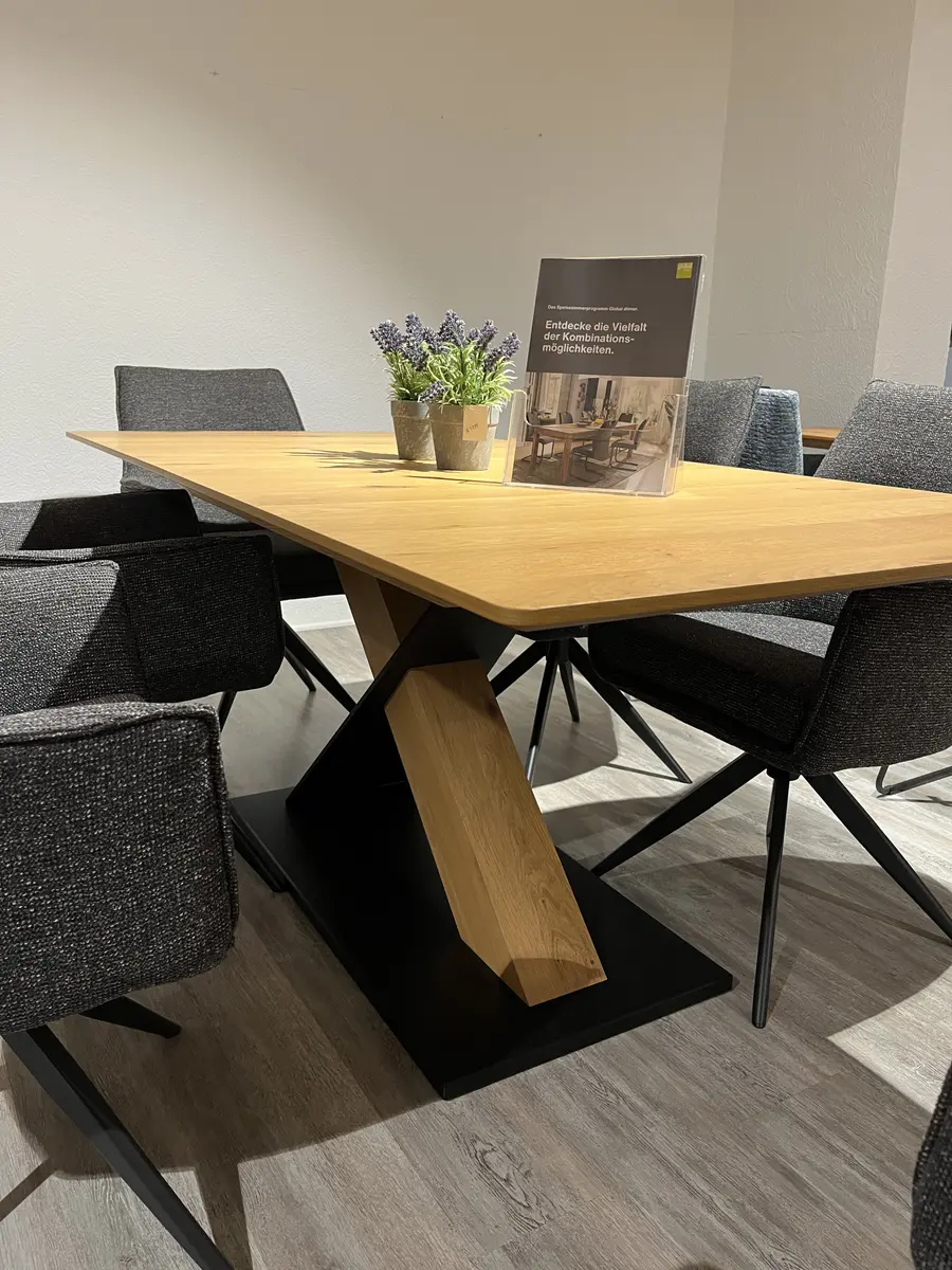 Esstisch Global Dinner