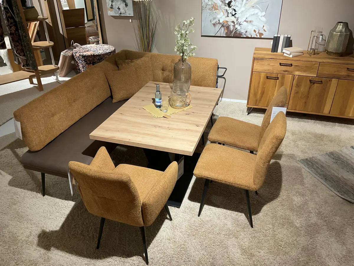 Eckbank mit Stühlen Vari