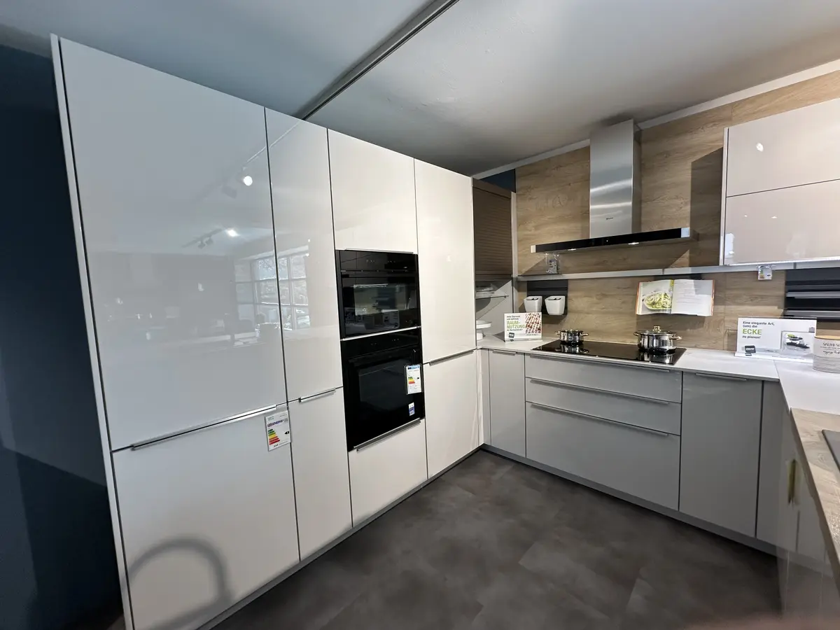 Einbauküche NovaLux Seidengrau Hochglanz Lack