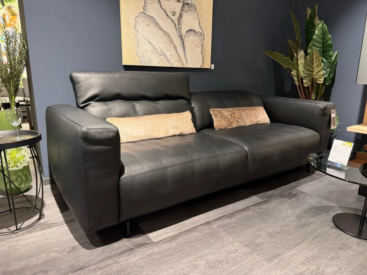 Sofa Arrezo von Contur