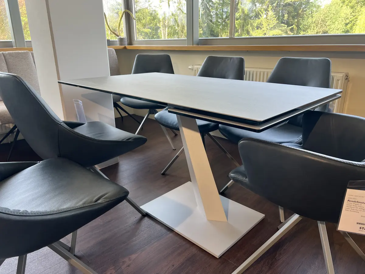 Esstisch Contur Iseo Platte Keramik auf Glas Savoia Grigio 140(180) x 80 cm