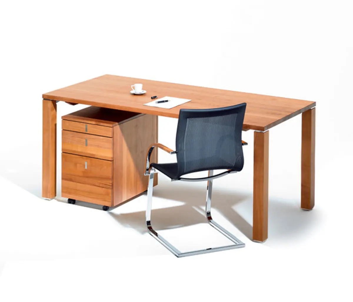 Schreibtisch "cubus" von TEAM 7