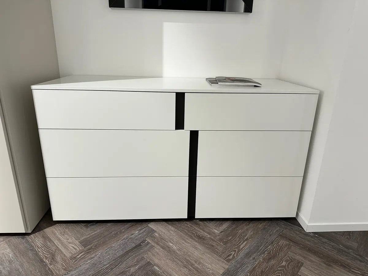 Kommode Loretto von Contur 