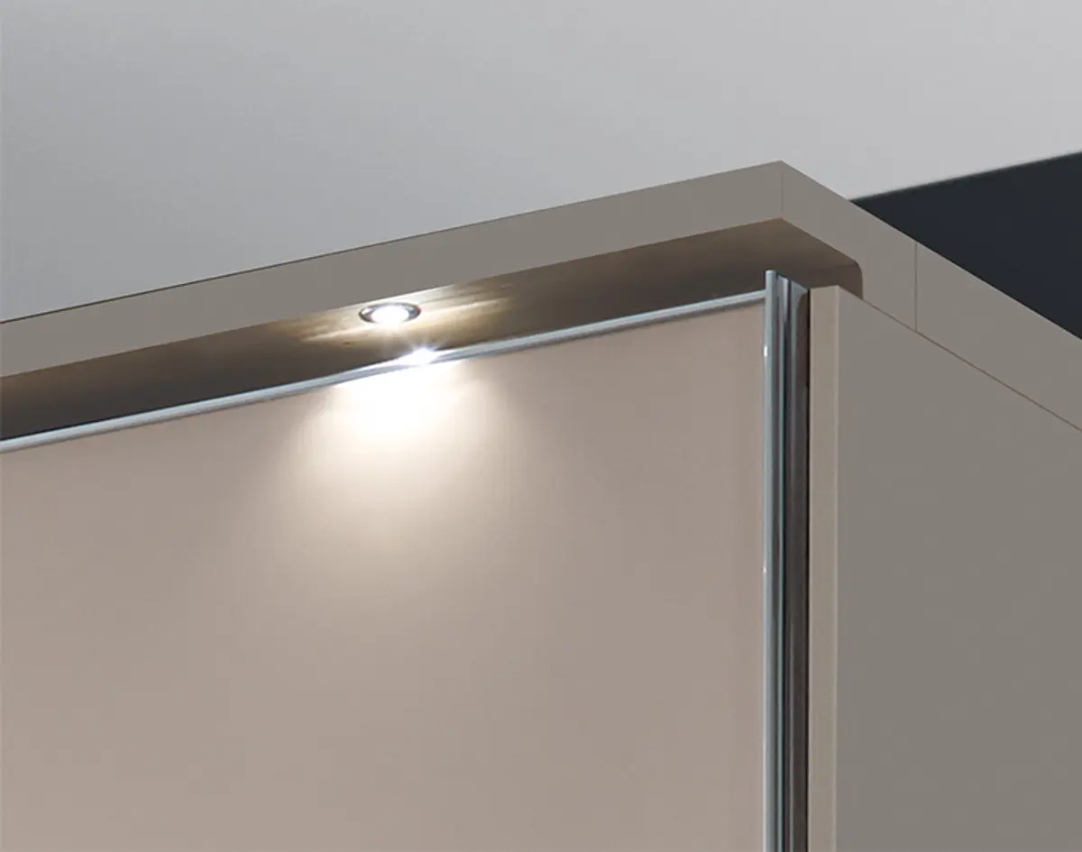 Dekorkränze und Passepartouts für Schwebetürenschränke