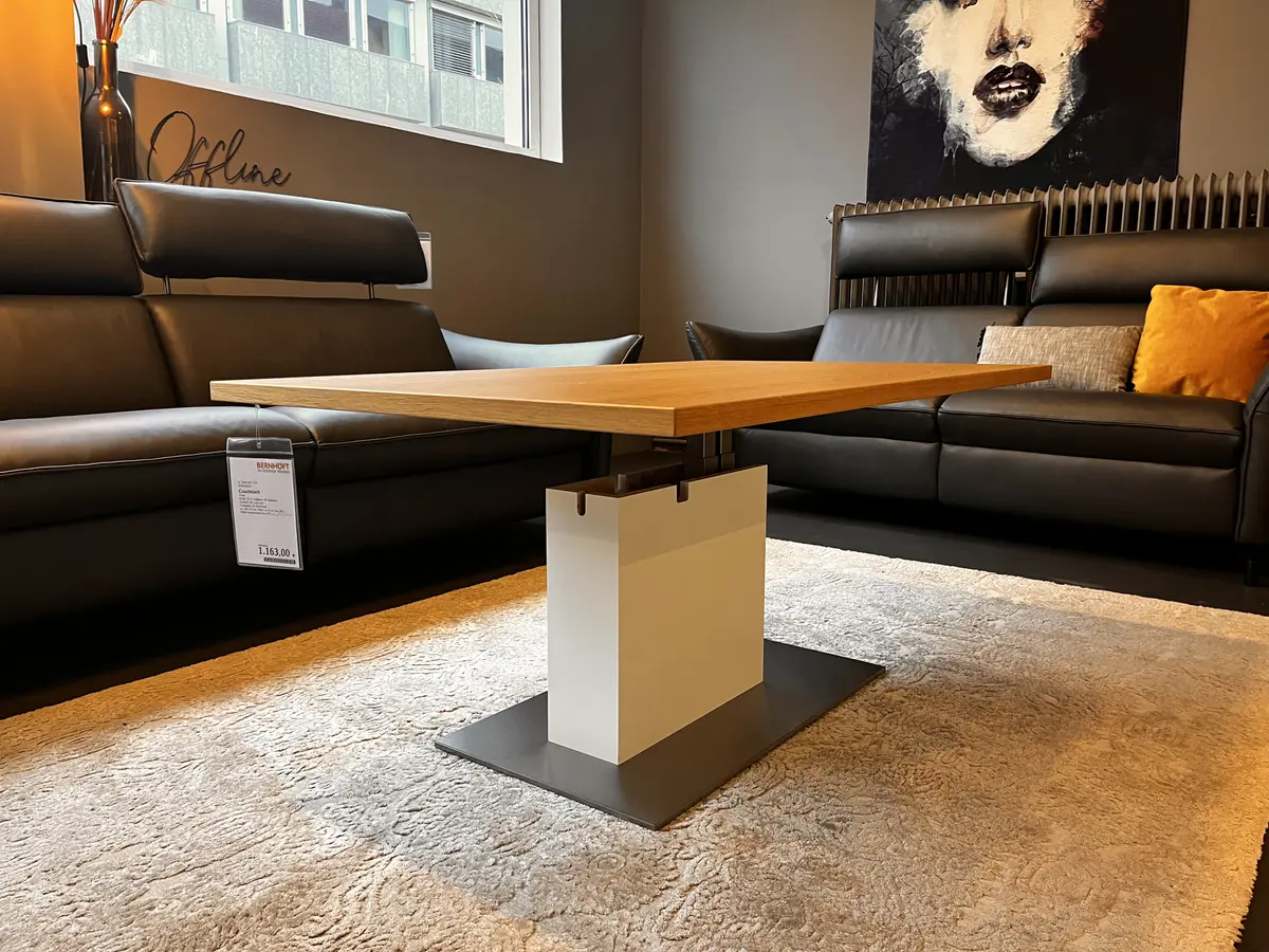 Couchtisch Finale mit Hub-Funktion