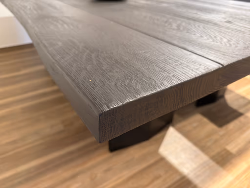 Esstisch & Bank Mammut von Form Exclusiv