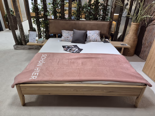 Doppelbett Wildeiche