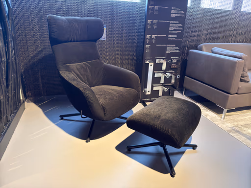  Sessel & Hocker Victor von Brühl 