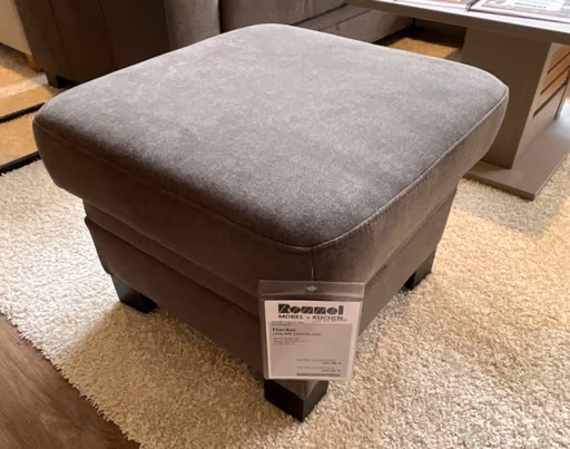 Ausstellungs-Garnitur Lina