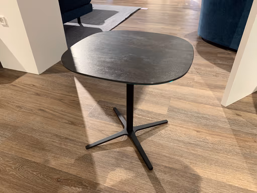 Beistelltisch H513 Orbit von Ronald Schmitt