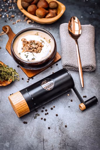 AdHoc Pfeffer- oder Salzmühle PowerMill Schwarz