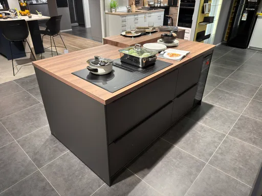 Einbauküche SGM Smartglas von Contur 