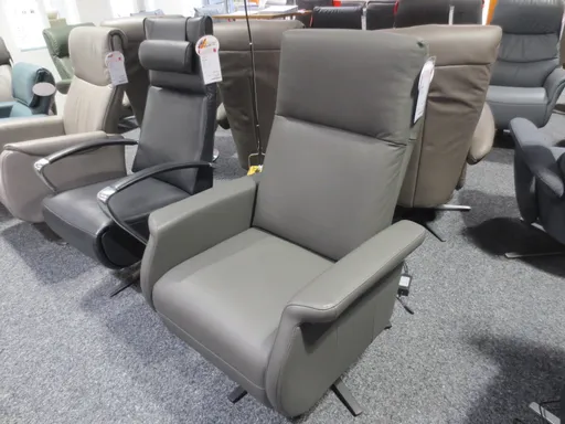 JETZT ZUM HALBEN PREIS