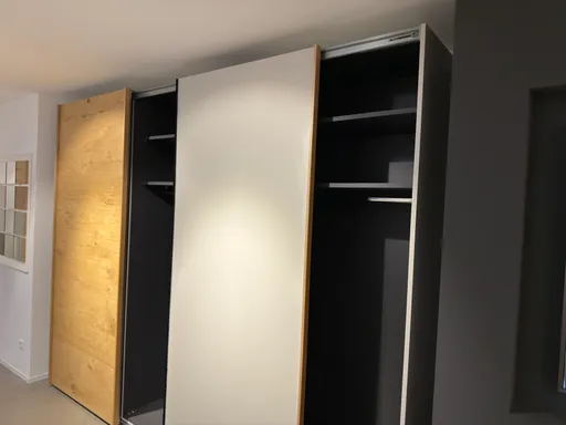Schiebetürenschrank 235581 Mat 300 von Loddenkemper