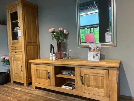 Vitrine IRVINE