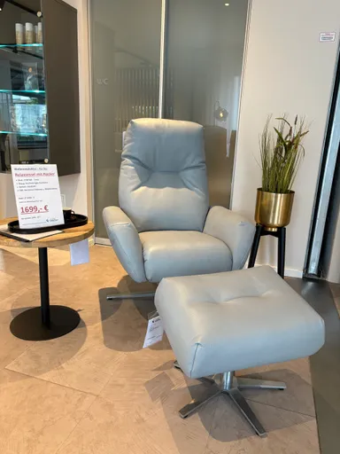 Relaxsessel mit Hocker Contur Terni Leder