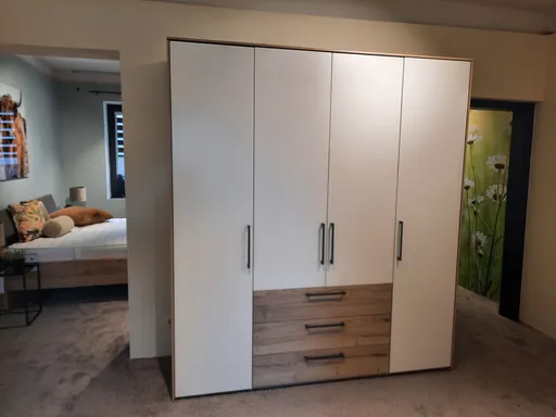 Kleiderschrank AIRLINE