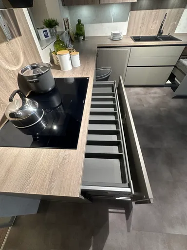 Einbauküche Easytouch + Riva
