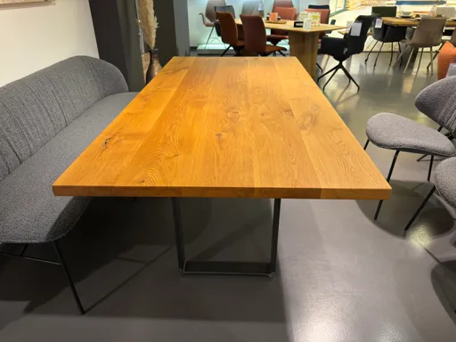 Esstisch Minou von Form Exclusiv