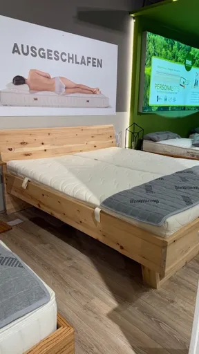 Bett von Dormiente
