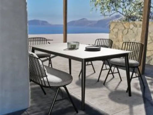 AVA Dining Tisch 