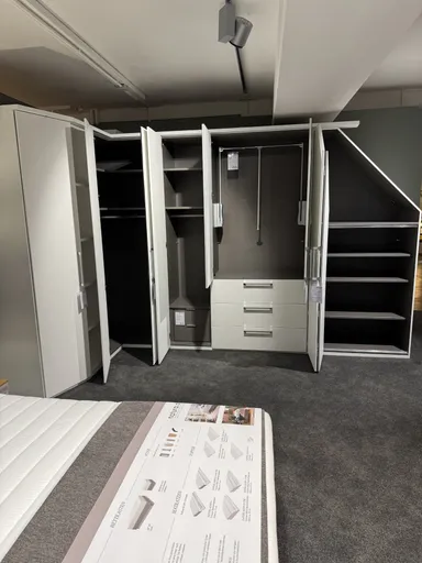 Kleiderschrank inkl. Zubehör Maßschrank-Style 