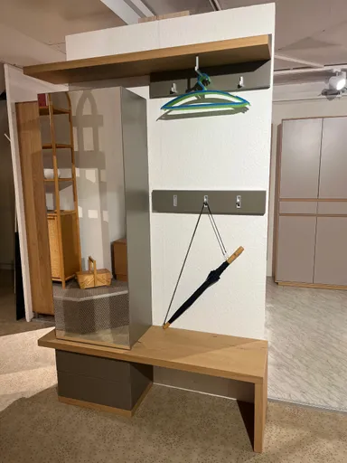 Garderobe CADE