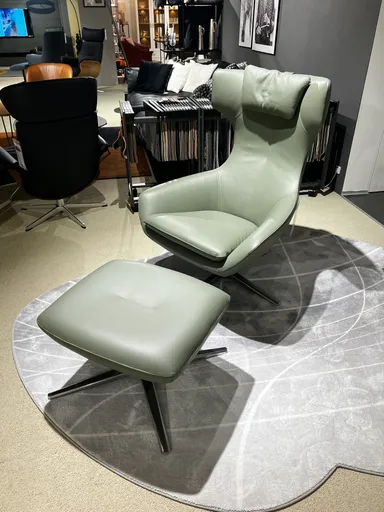 Sessel mit Hocker “CARUZZO“