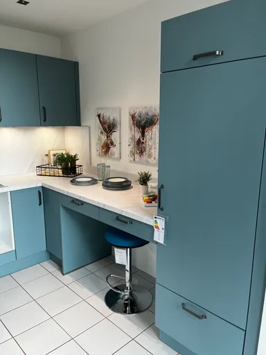 U-Küche in Lack blaugrau - in Kaufbeuren Koje 33