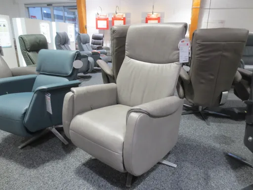 JETZT ZUM HALBEN PREIS