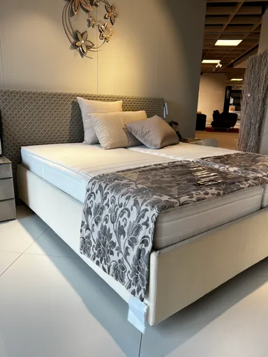 Doppelbett 180 x 200 cm