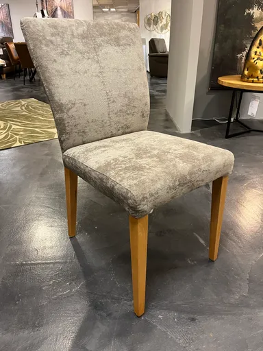 Stuhl Edmonton