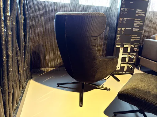  Sessel & Hocker Victor von Brühl 
