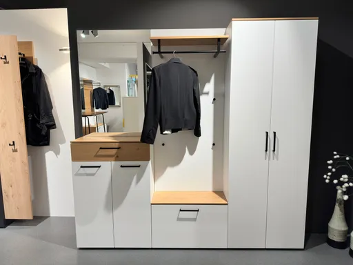 Garderobe Palma von Wittenbreder 