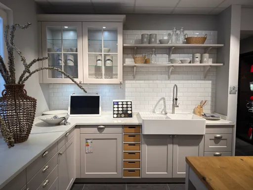 Einbauküche VIA von Contur 